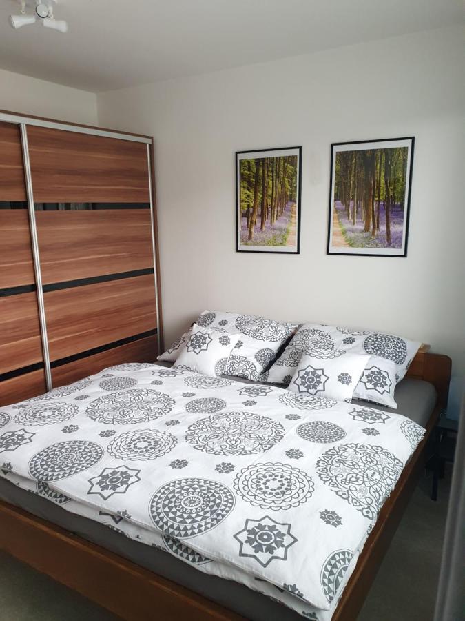Family Apartman Kovářská Eksteriør bilde