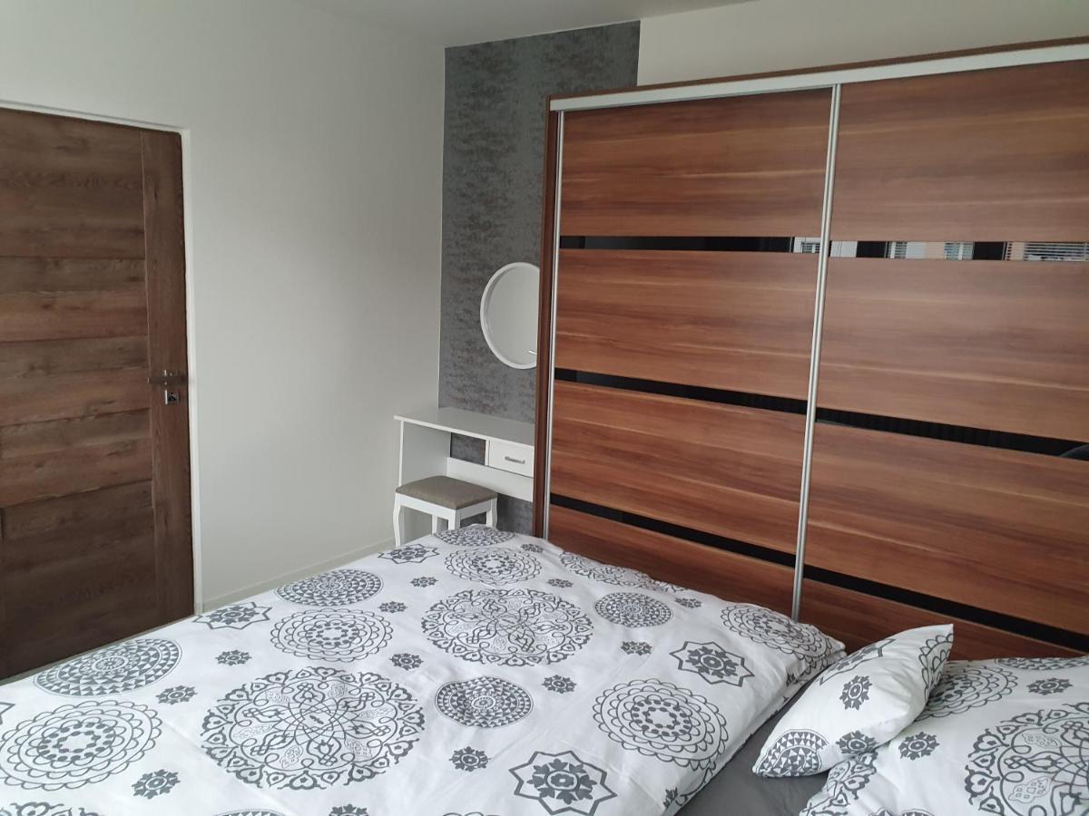 Family Apartman Kovářská Eksteriør bilde